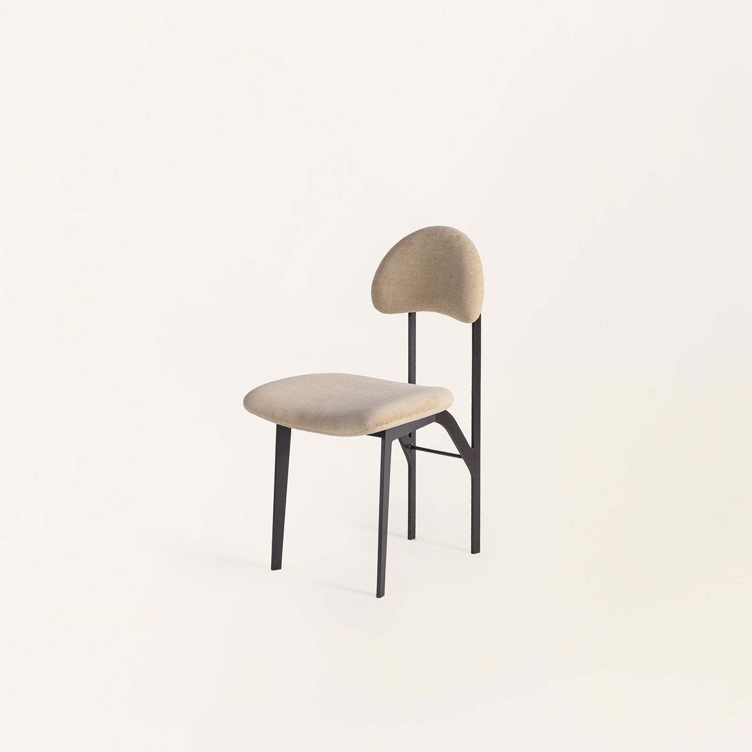 VANA CHAIR