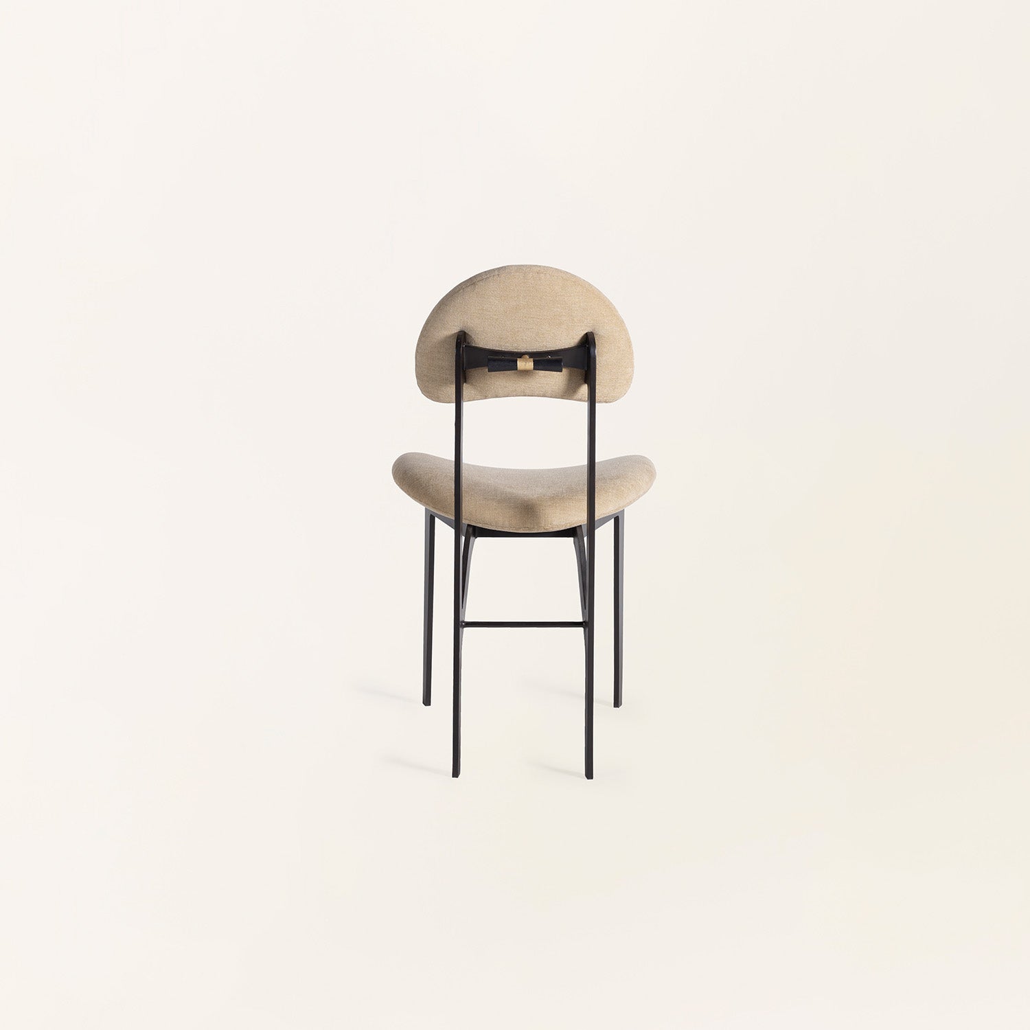 VANA CHAIR